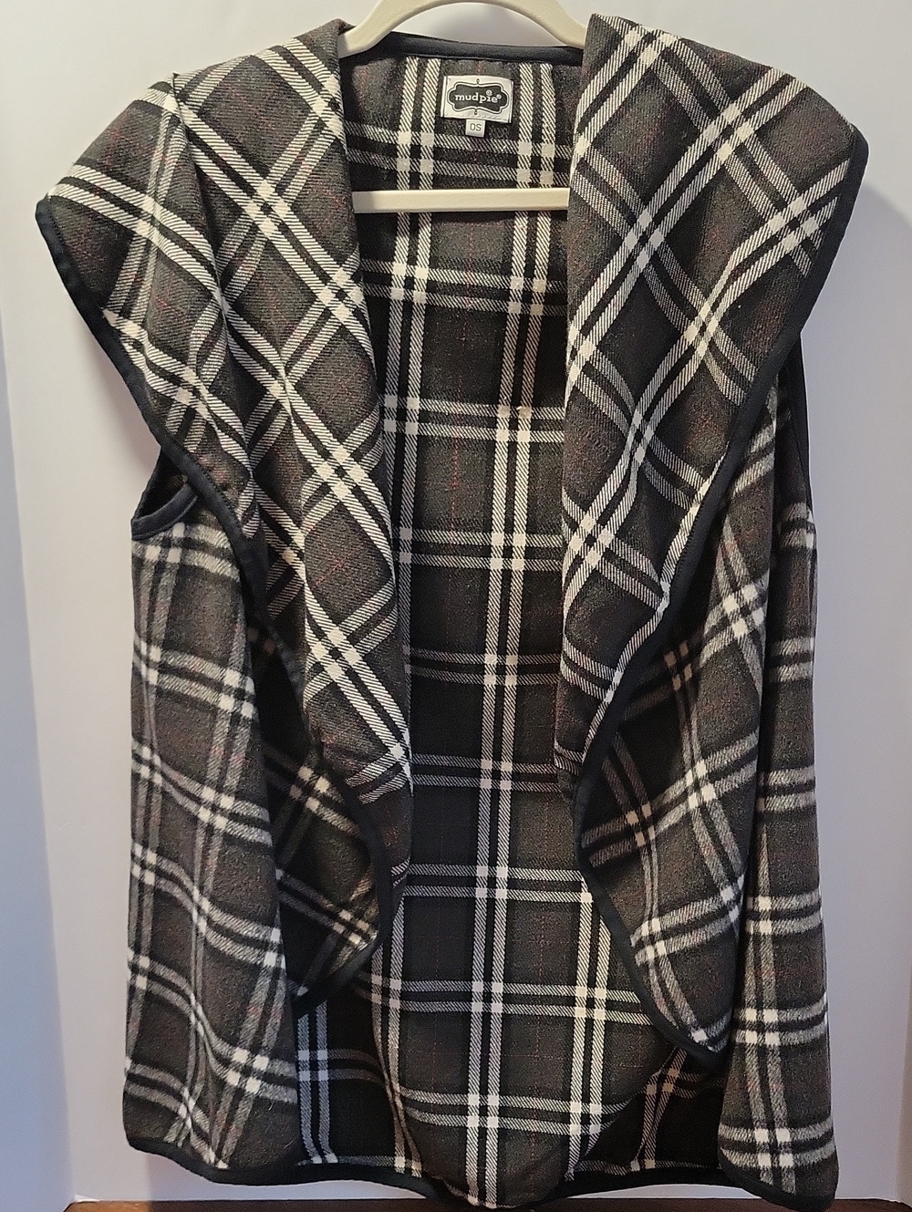 Mud Pie Vest Plaid Black & White Fall Winter Layering Piece One Size Womens